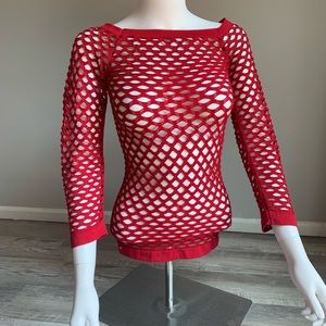 Mesh style stretchy shirt